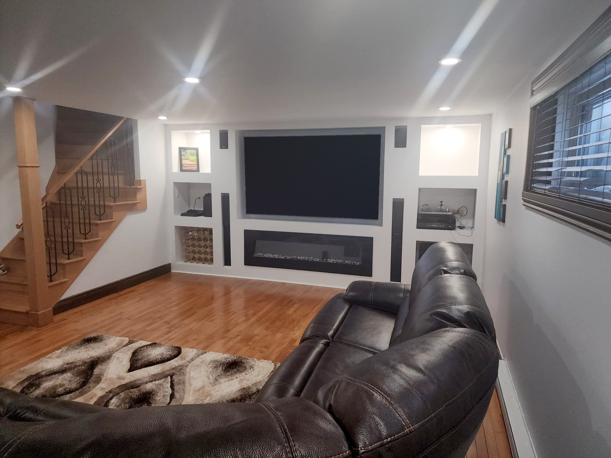 Salle familiale au sous-sol — Rénovation à À confirmer, À confirmer